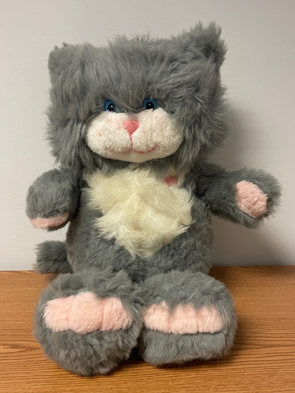 Vintage 1986 Mattel Feelin Special Pets Huggy Buddy Stuffed Gray Cat Plush Works